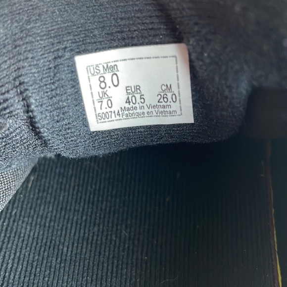 VANS•DARK GRAY CANVAS•MENS 8 / WOMENS 9.5 - Picture 6 of 6